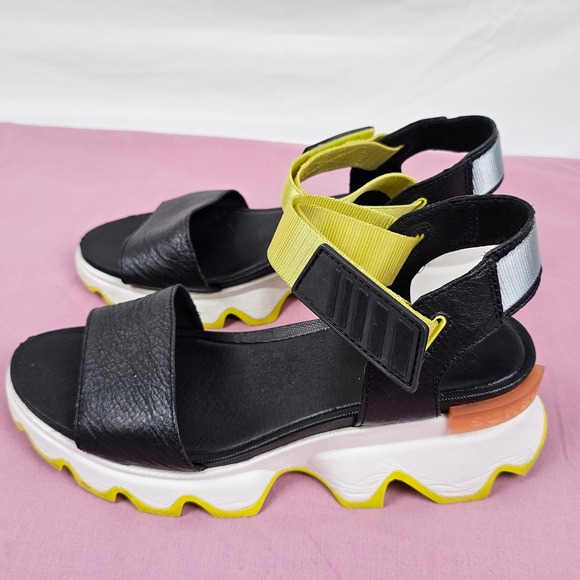 Sorel Women's Platform Sport Sandals Black Yellow Chunky Lug Sole Size 8 - Picture 4 of 16